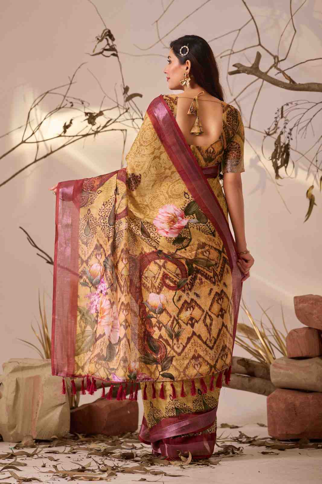 Catalog Designer Saree.
