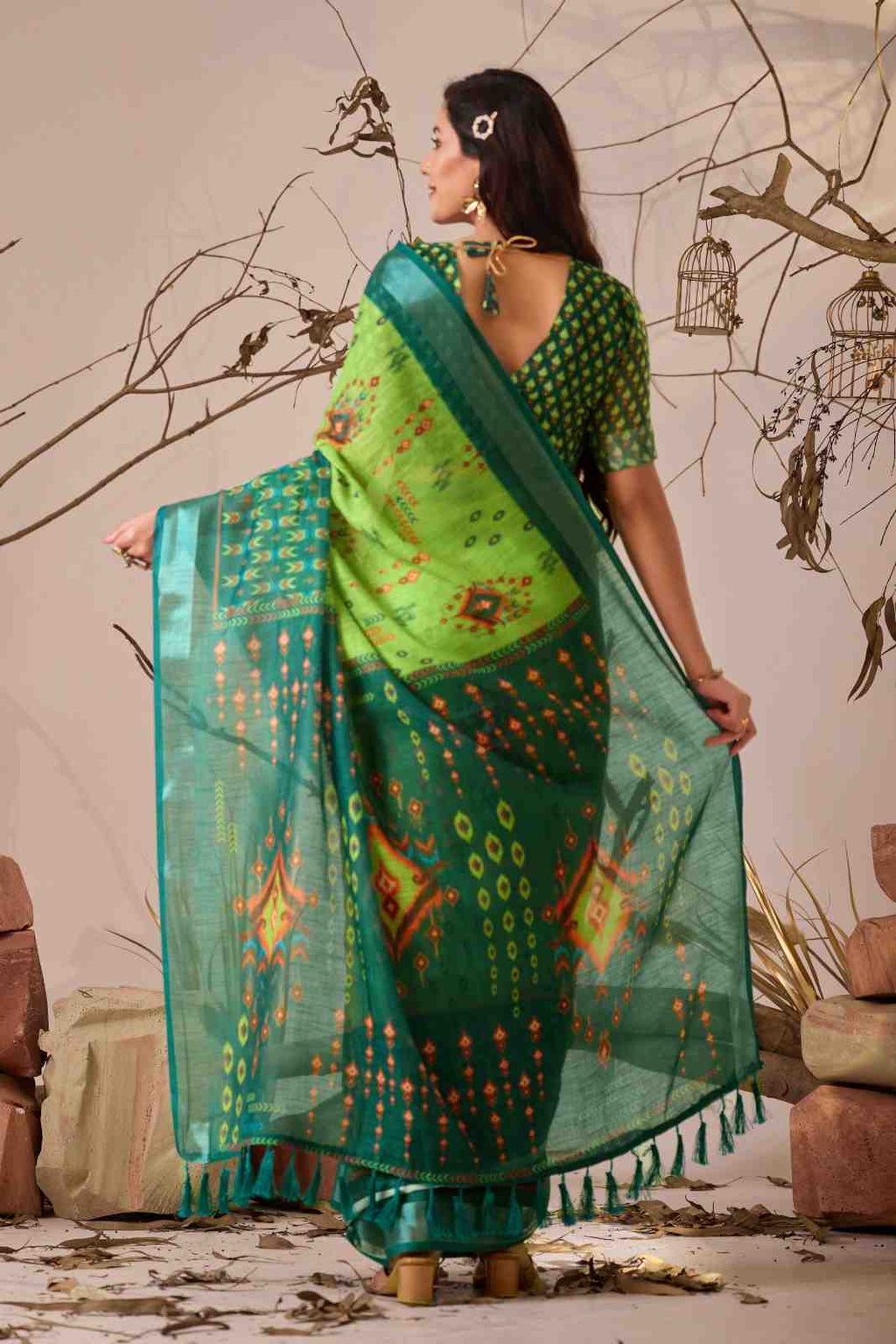 Catalog Designer Saree.