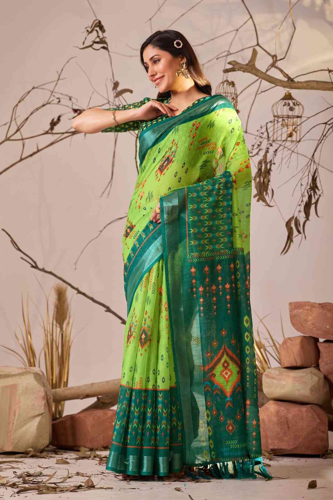 Catalog Designer Saree.