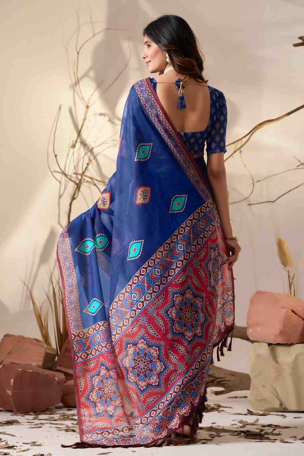 Catalog Designer Saree.