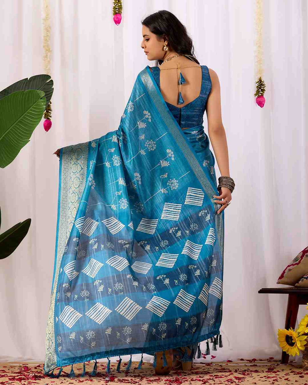 Catalog Designer Saree.