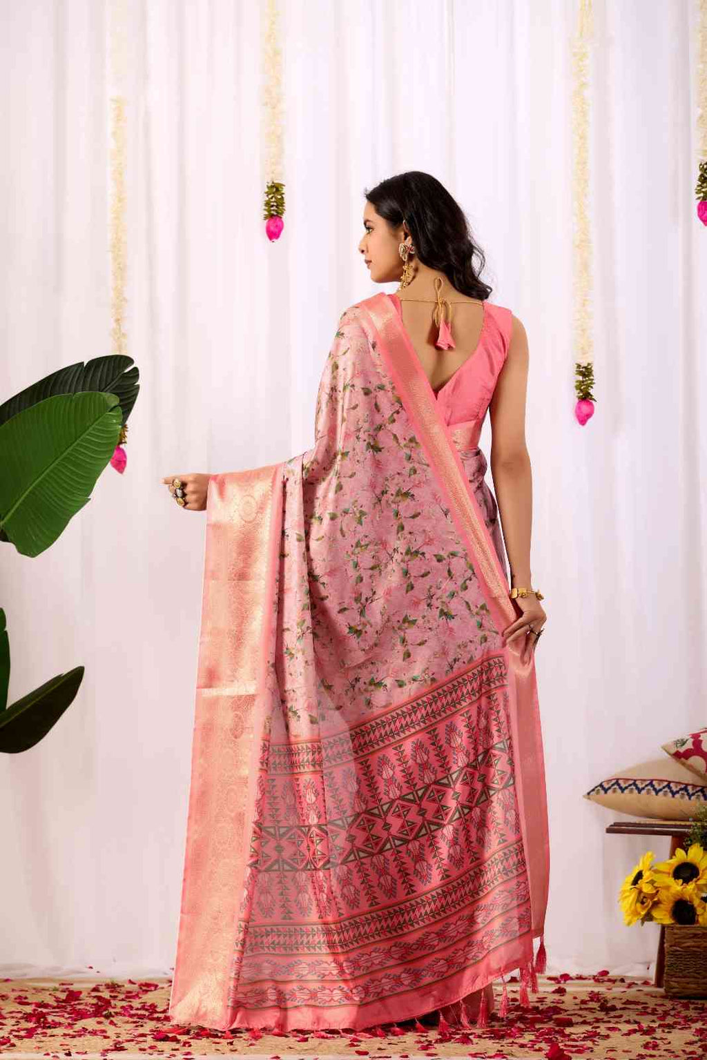 Catalog Designer Saree.