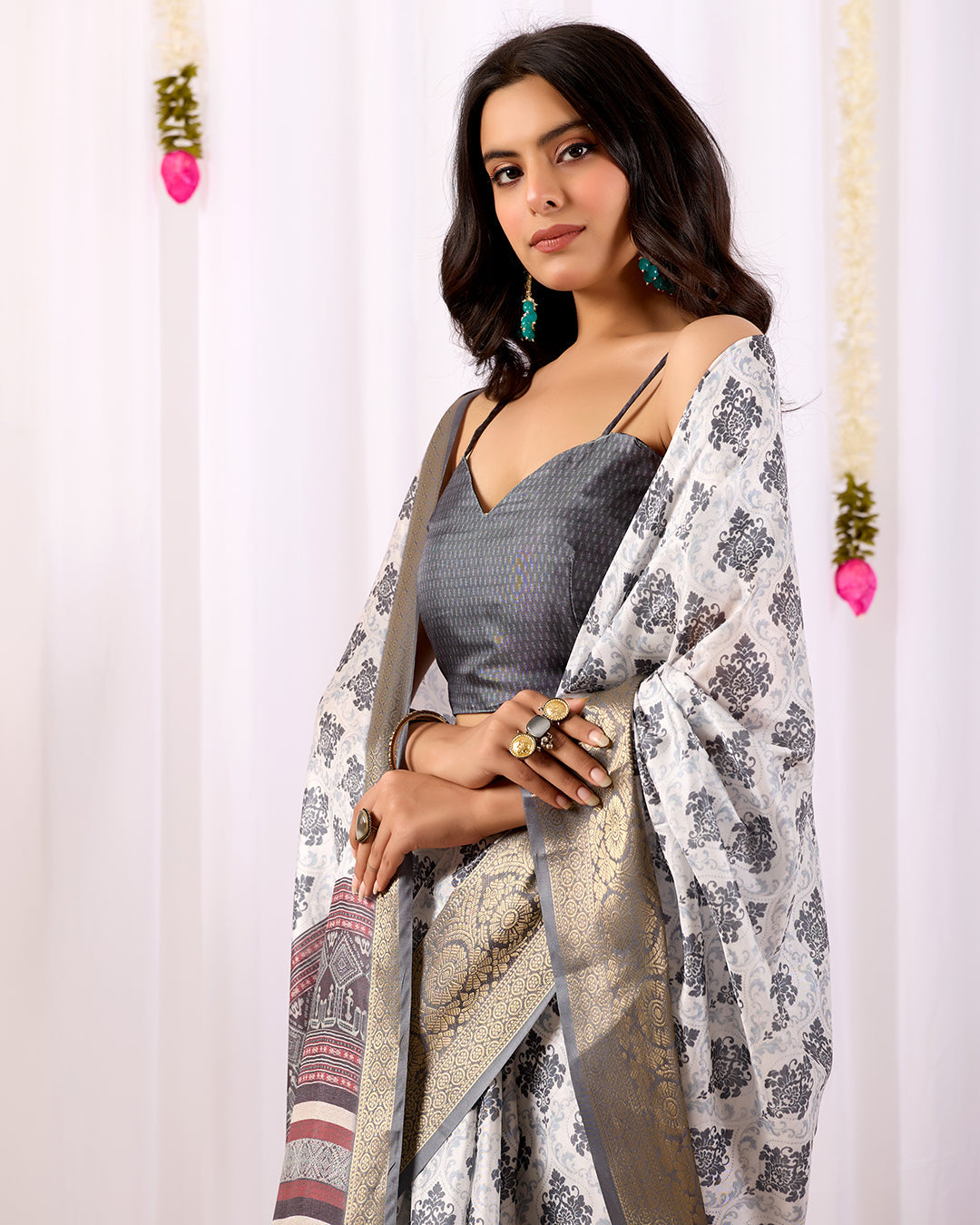 Catalog Designer Saree.