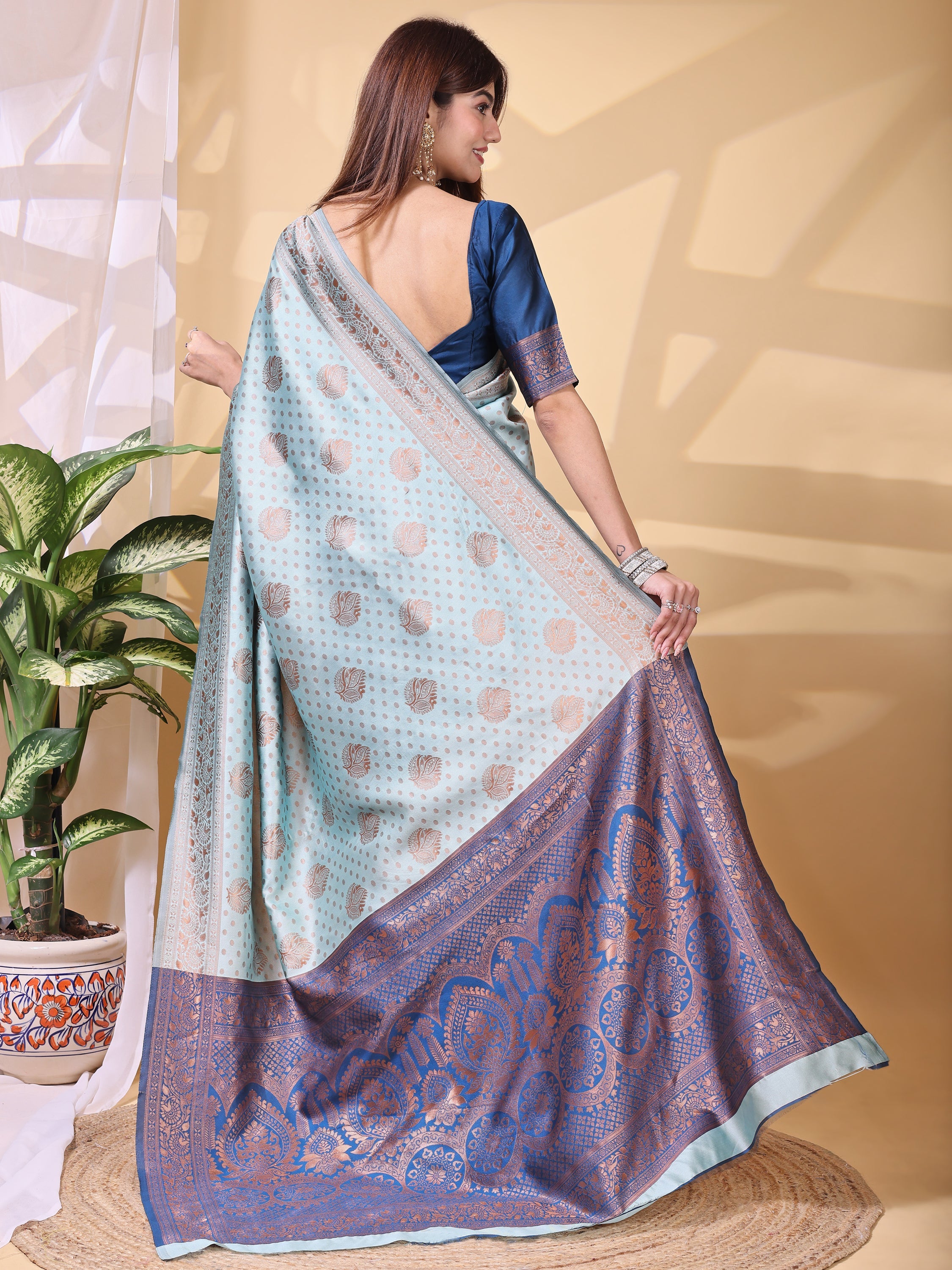 Catalog Designer Saree.