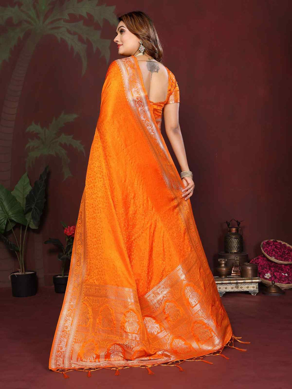 Catalog Designer Saree.