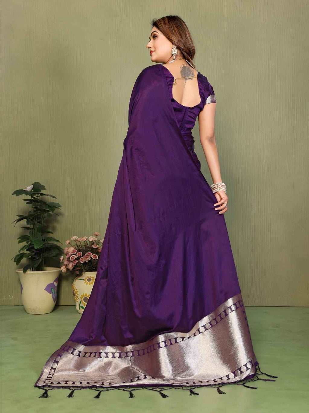 Catalog Designer Saree.