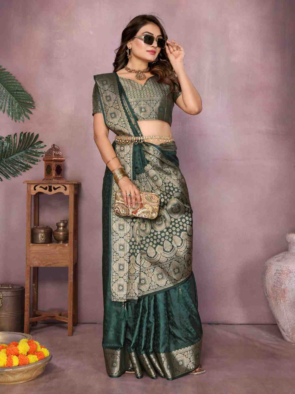 Catalog Designer Saree.