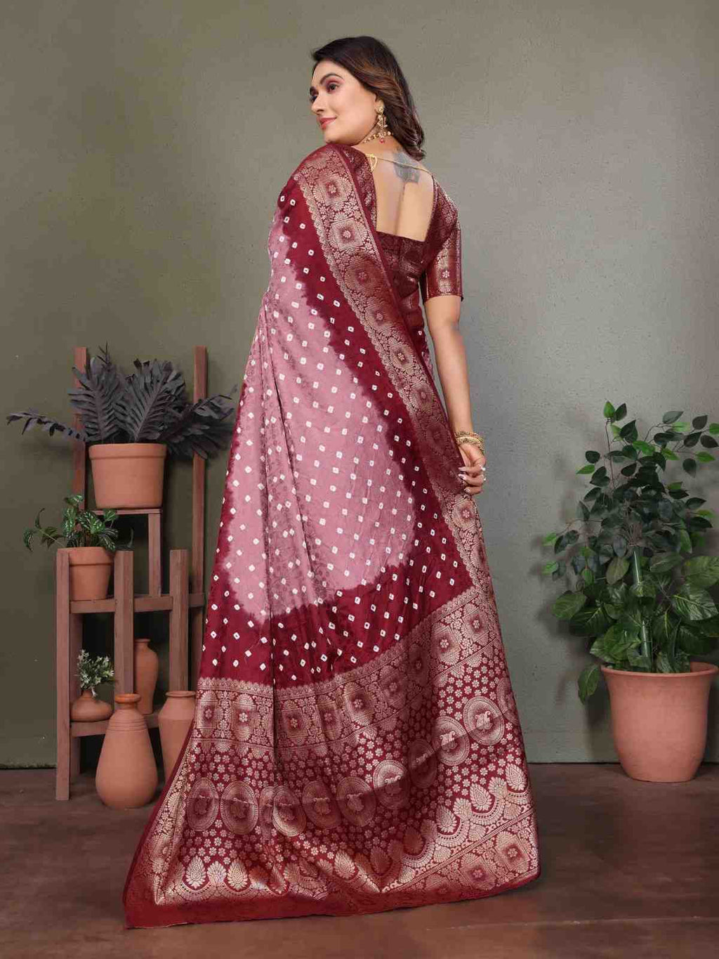 Catalog Designer Saree.