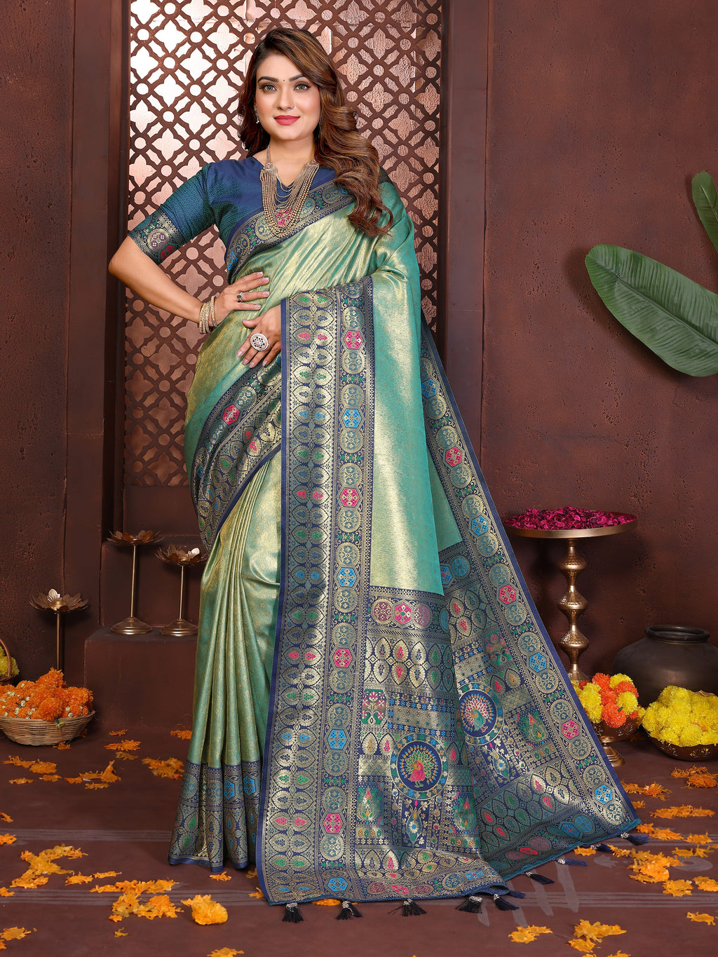 Catalog Designer Saree.