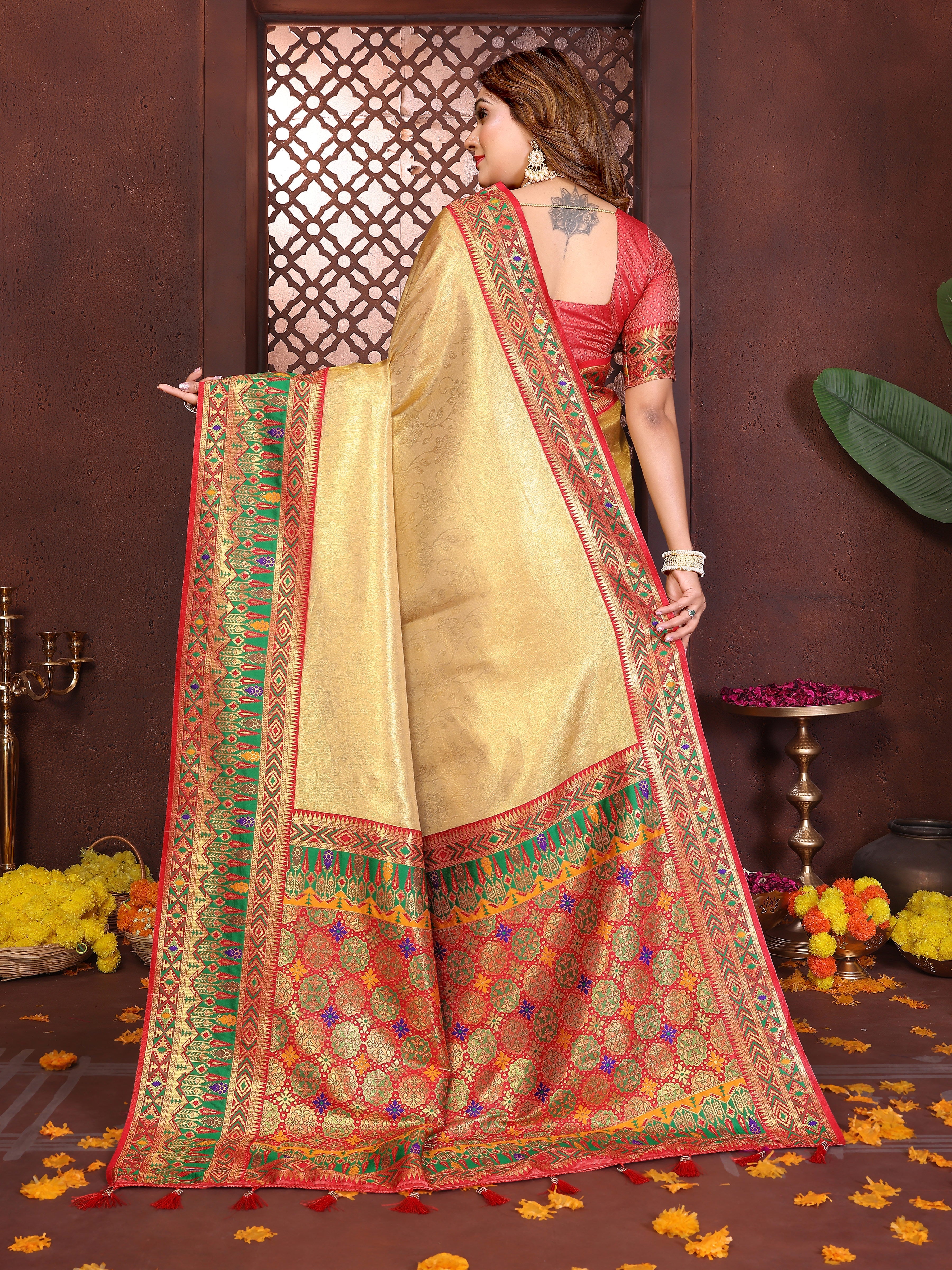 Catalog Designer Saree.
