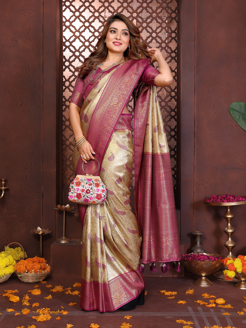 Catalog Designer Saree.