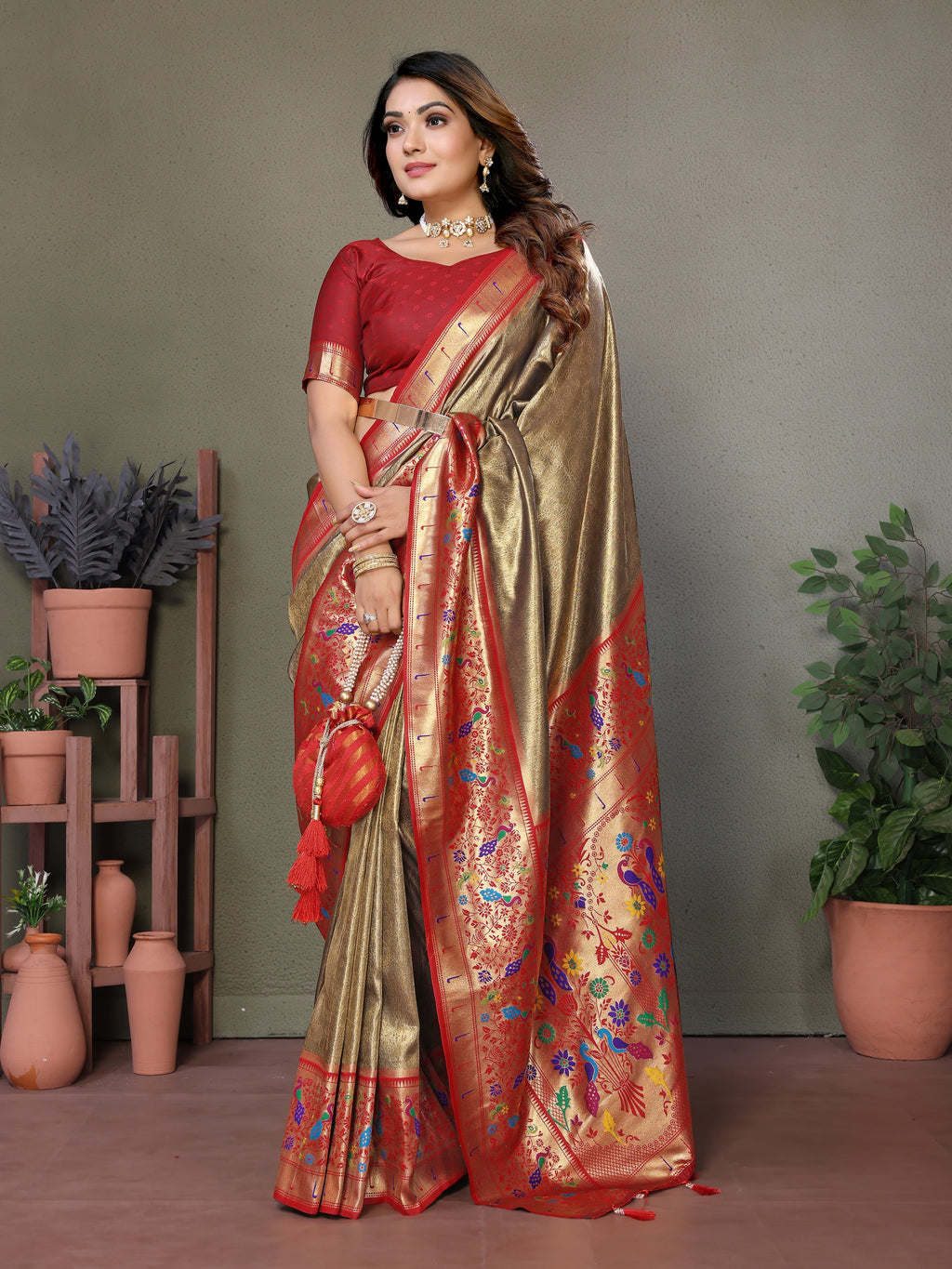Catalog Designer Saree.