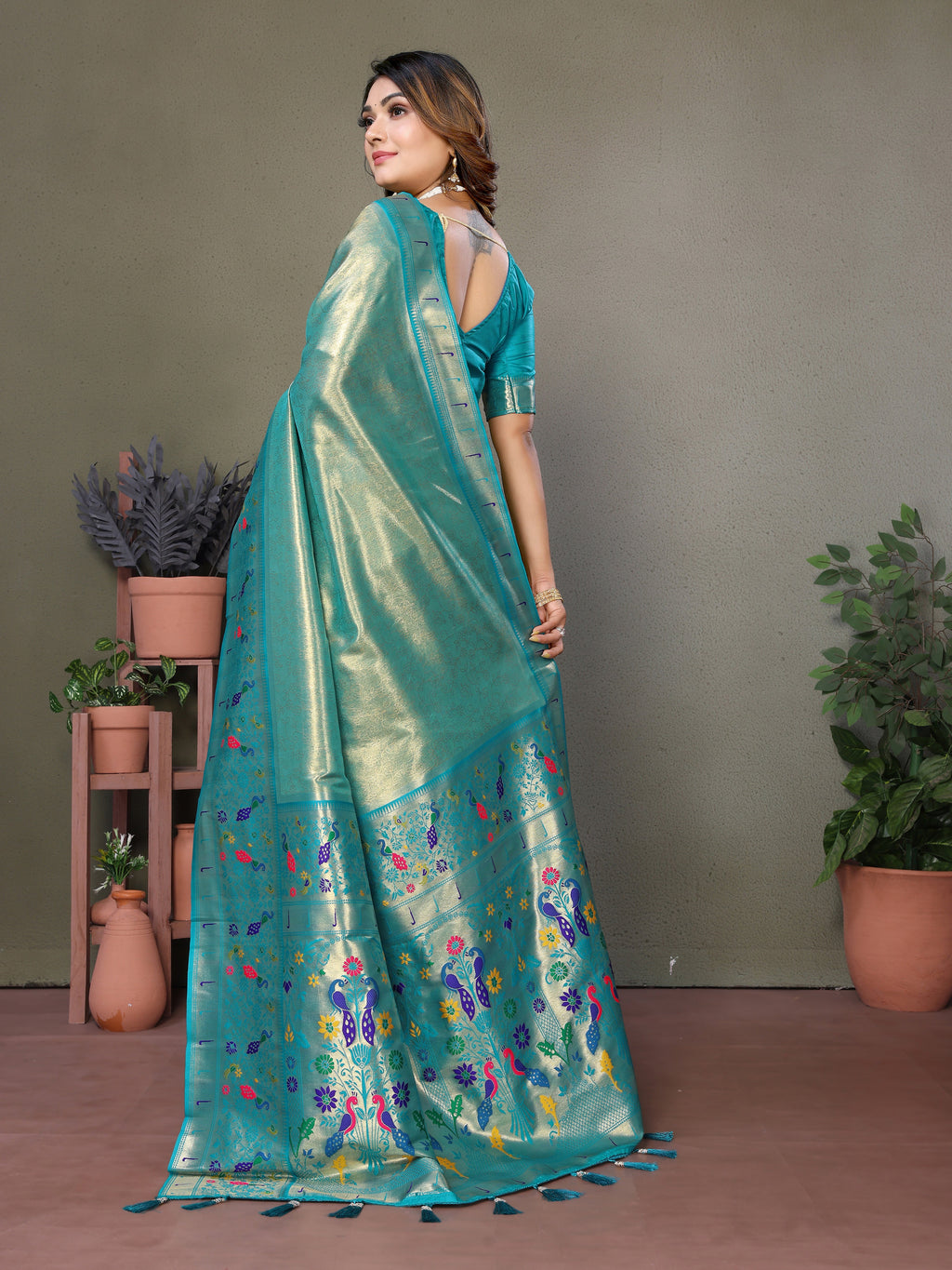 Catalog Designer Saree.