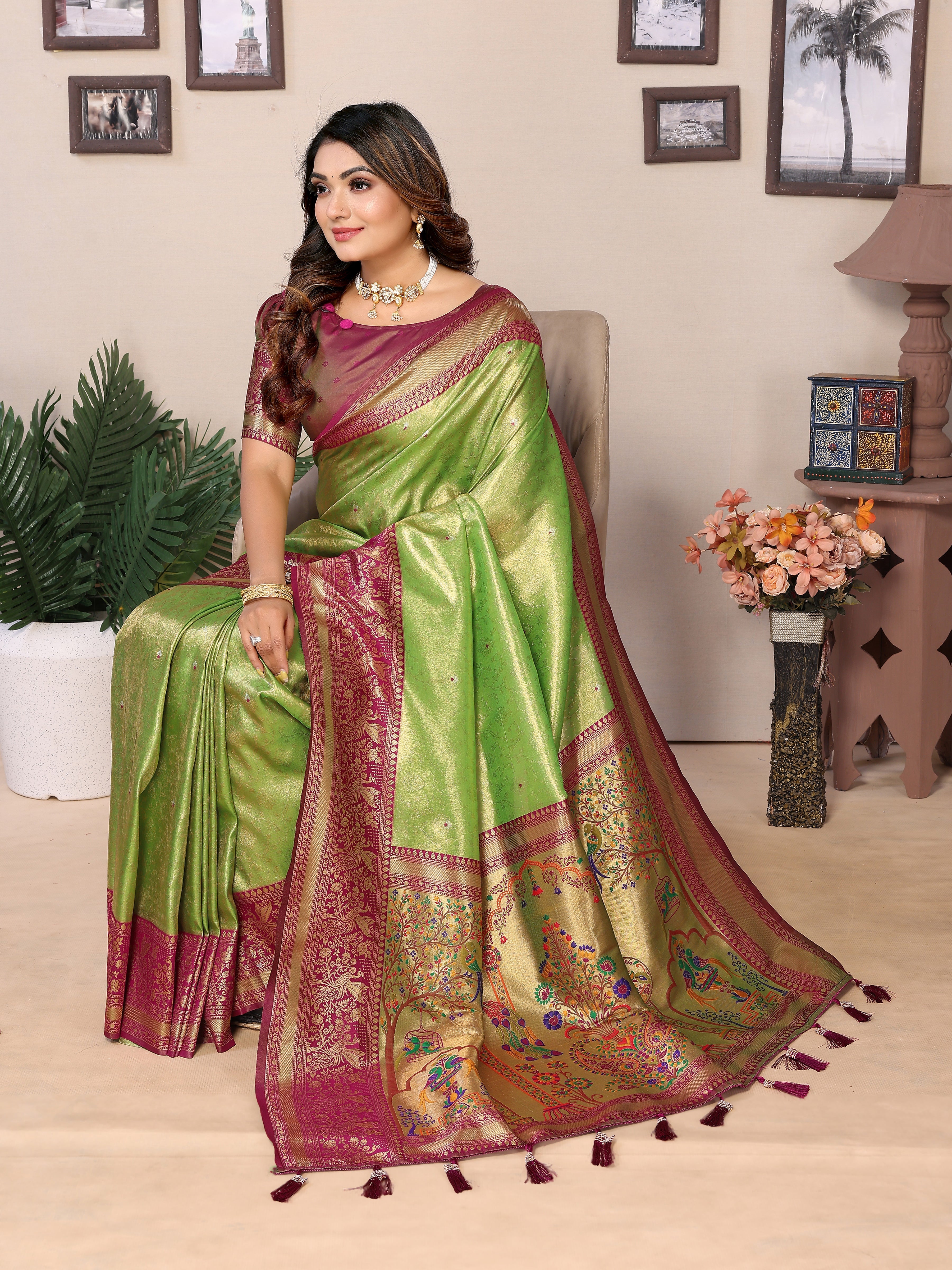 Catalog Designer Saree.