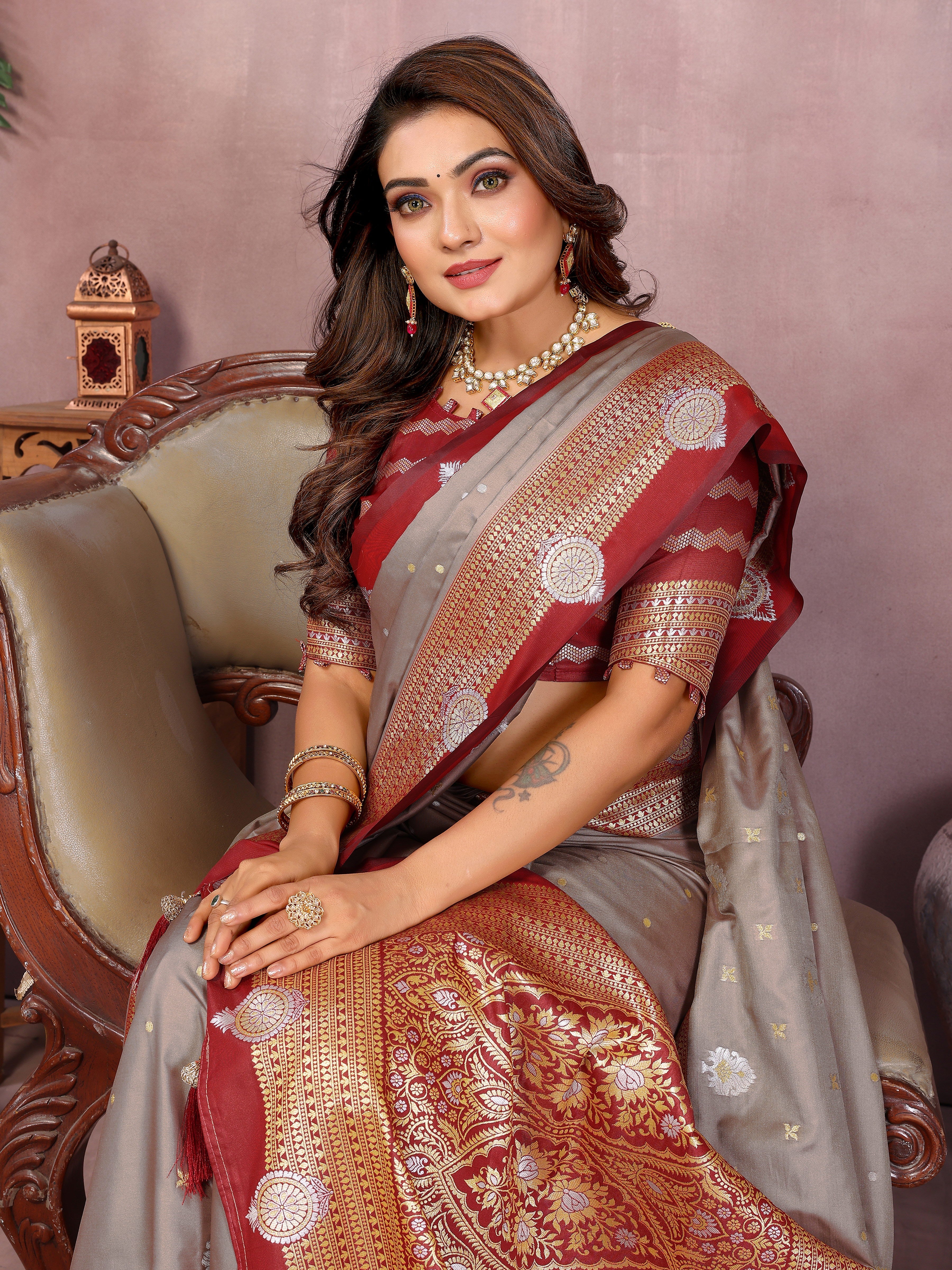Catalog Designer Saree.