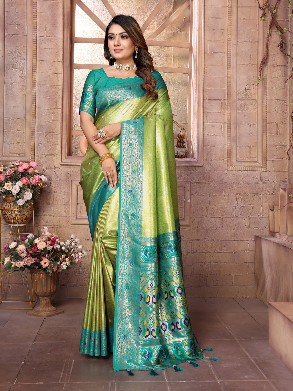 Catalog Designer Saree.