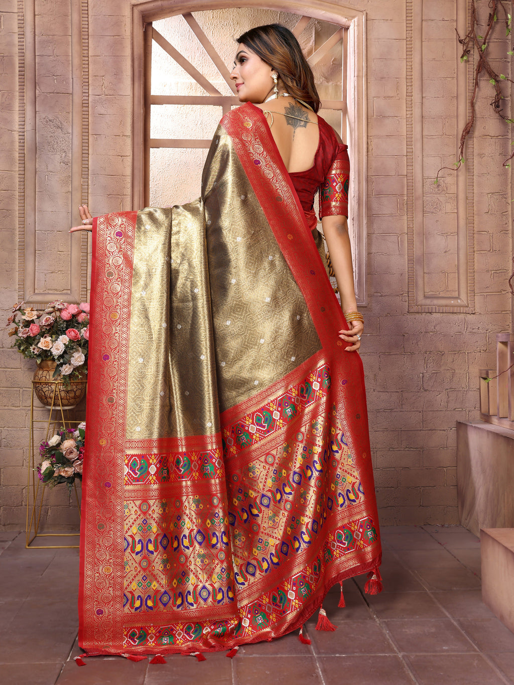 Catalog Designer Saree.