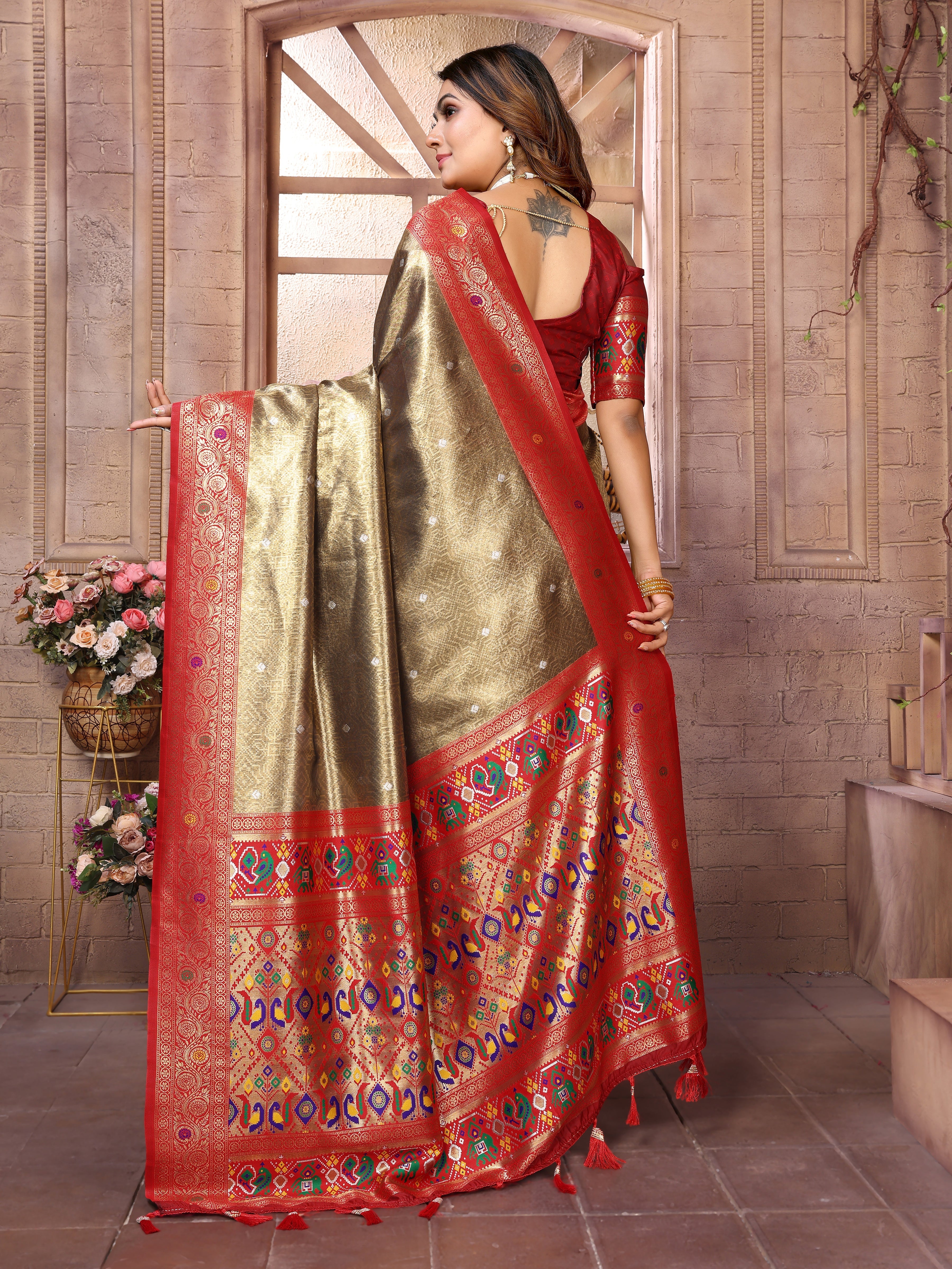 Catalog Designer Saree.