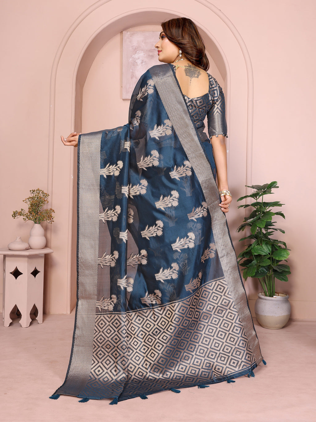 Catalog Designer Saree.