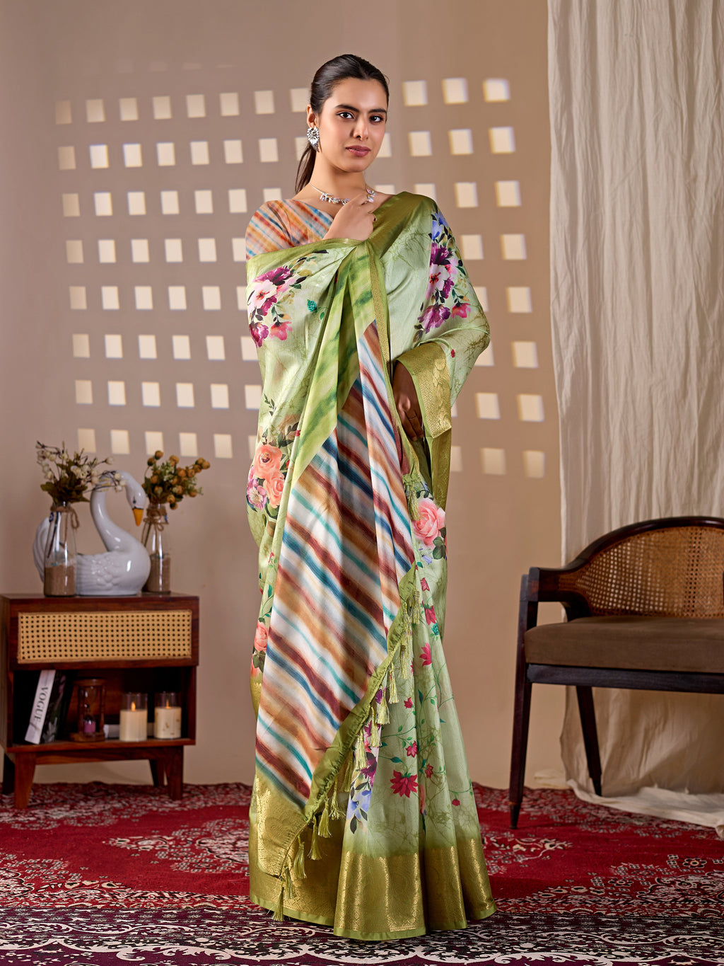 Catalog Designer Saree.