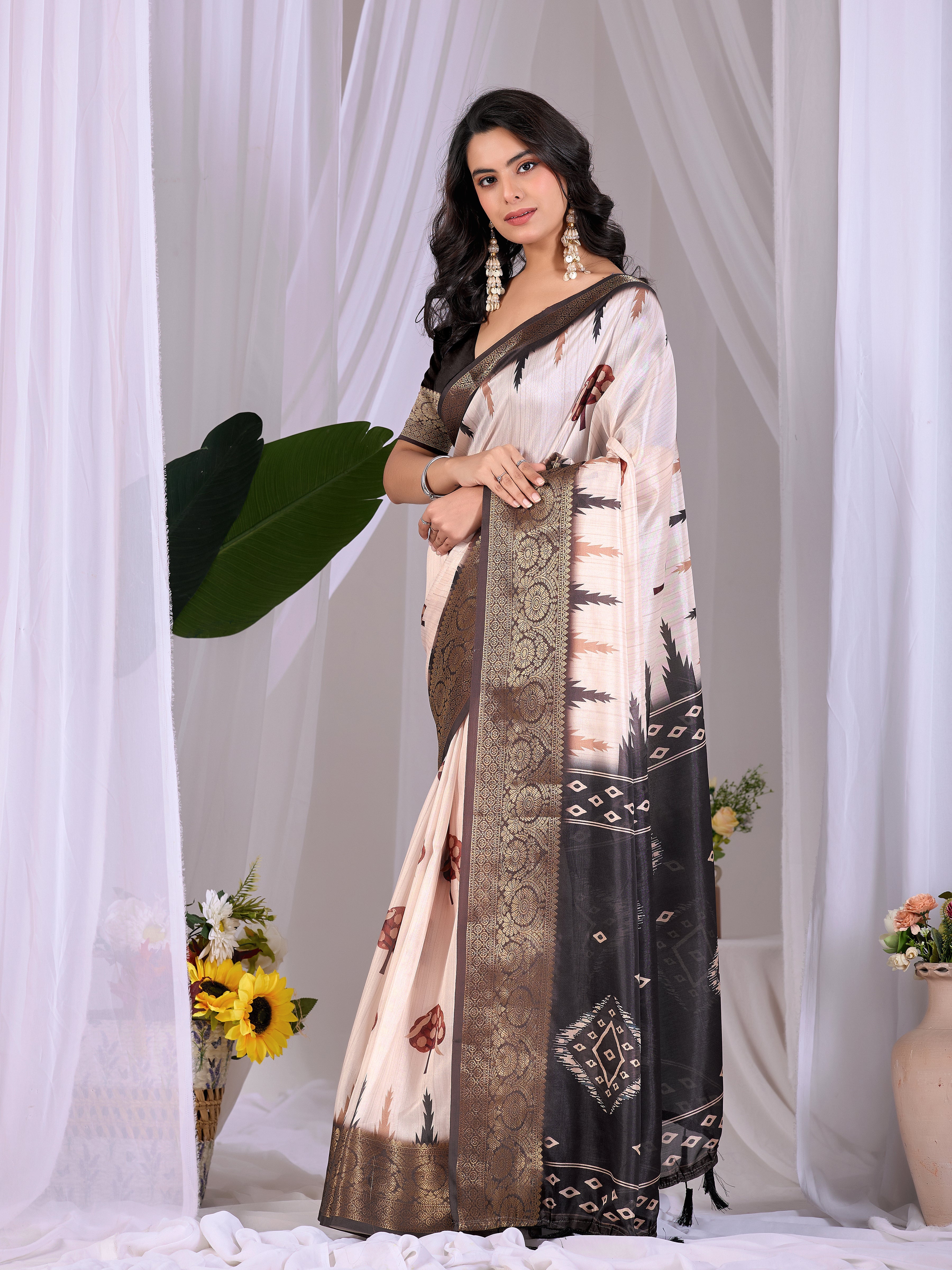 Catalog Designer Saree.