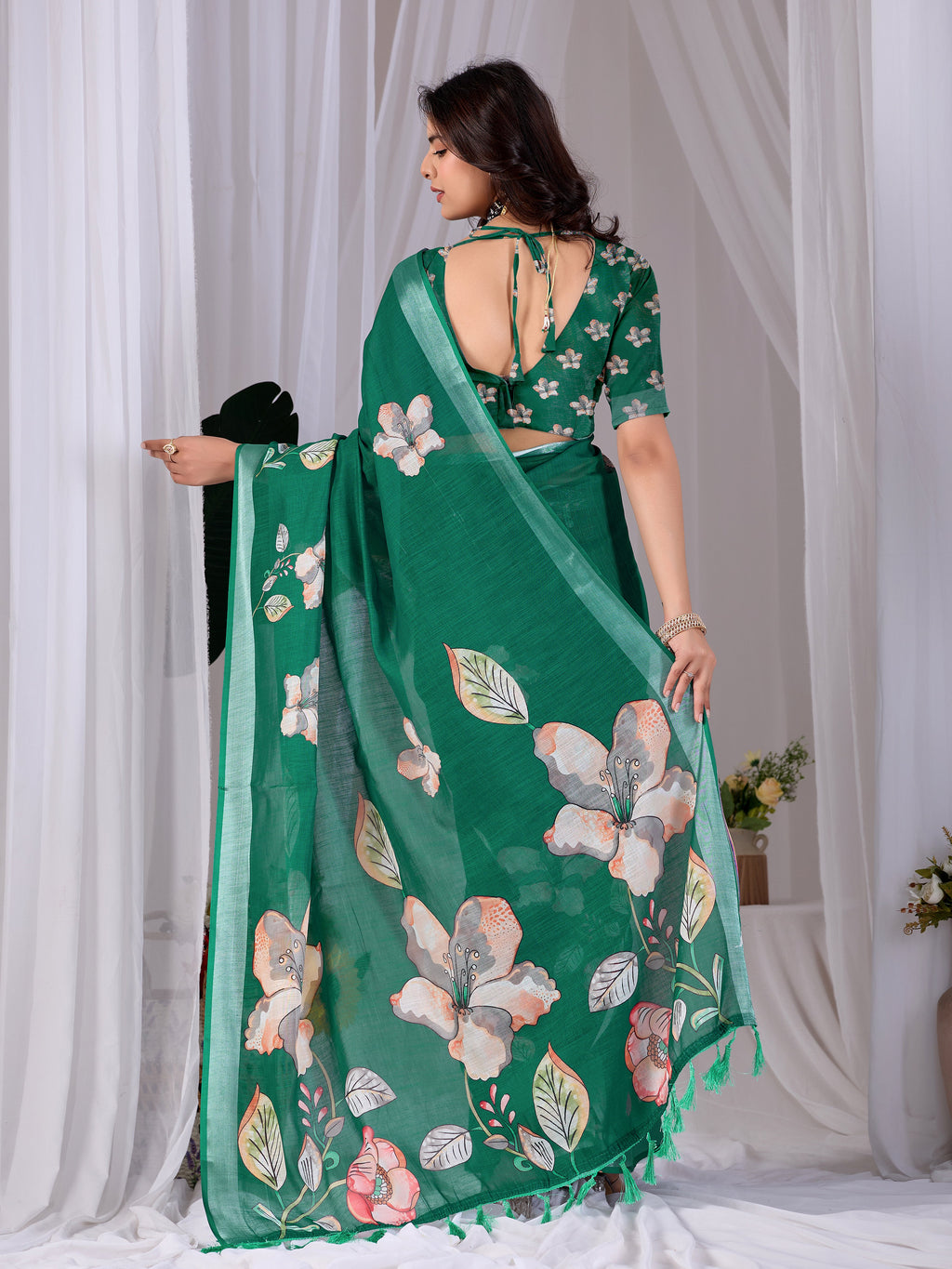 Catalog Designer Saree.