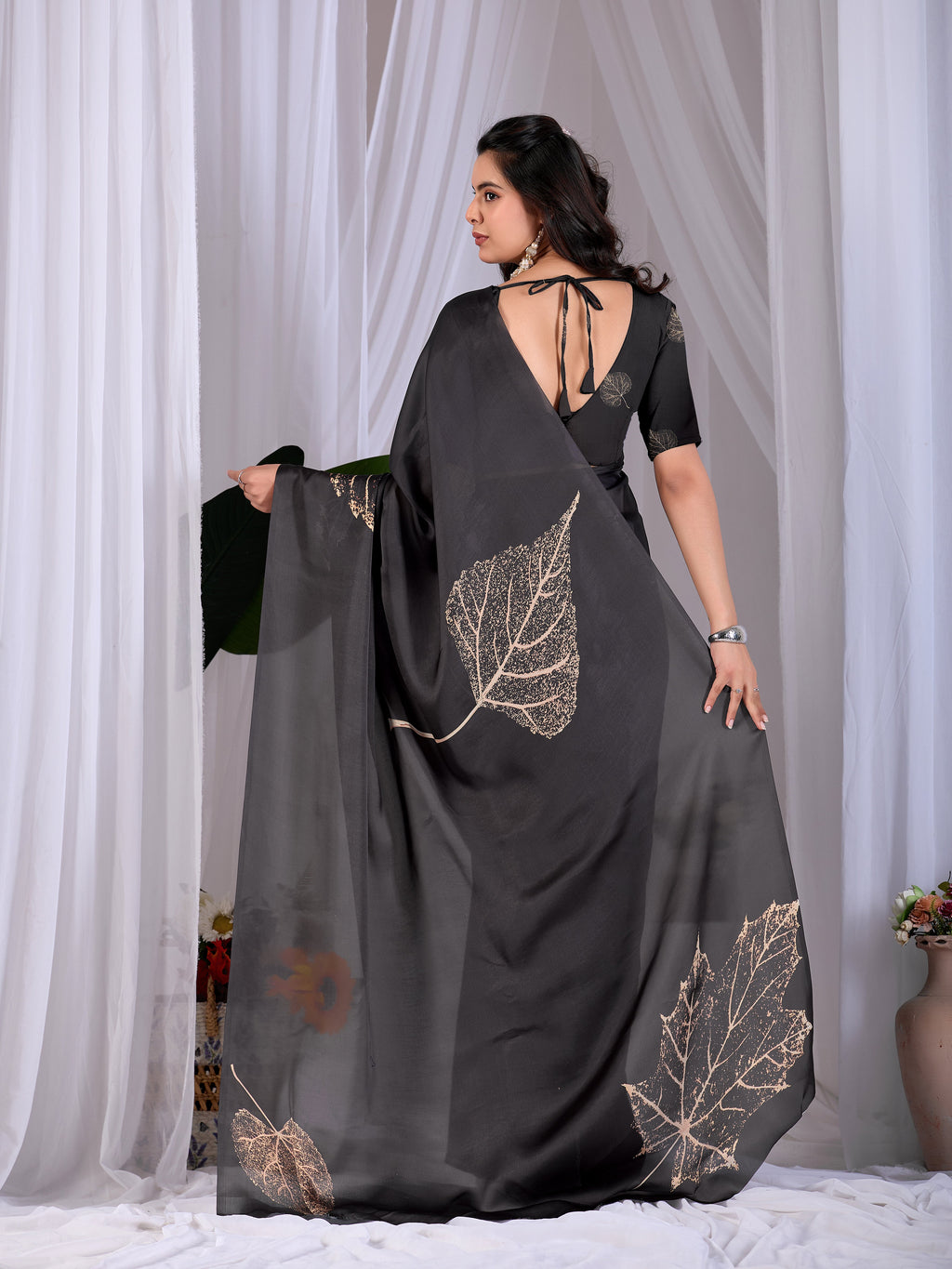 Catalog Designer Saree.