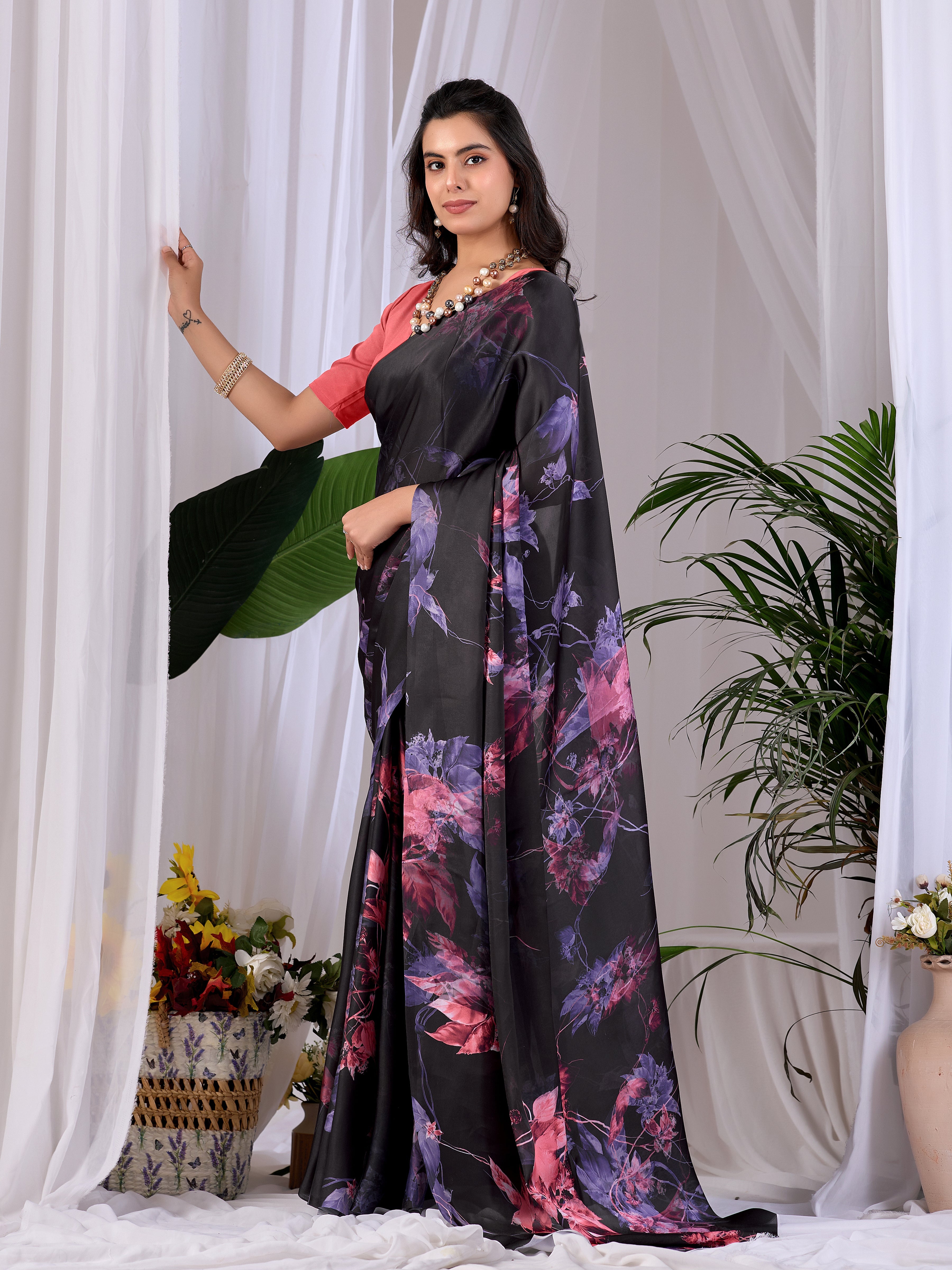 Catalog Designer Saree.
