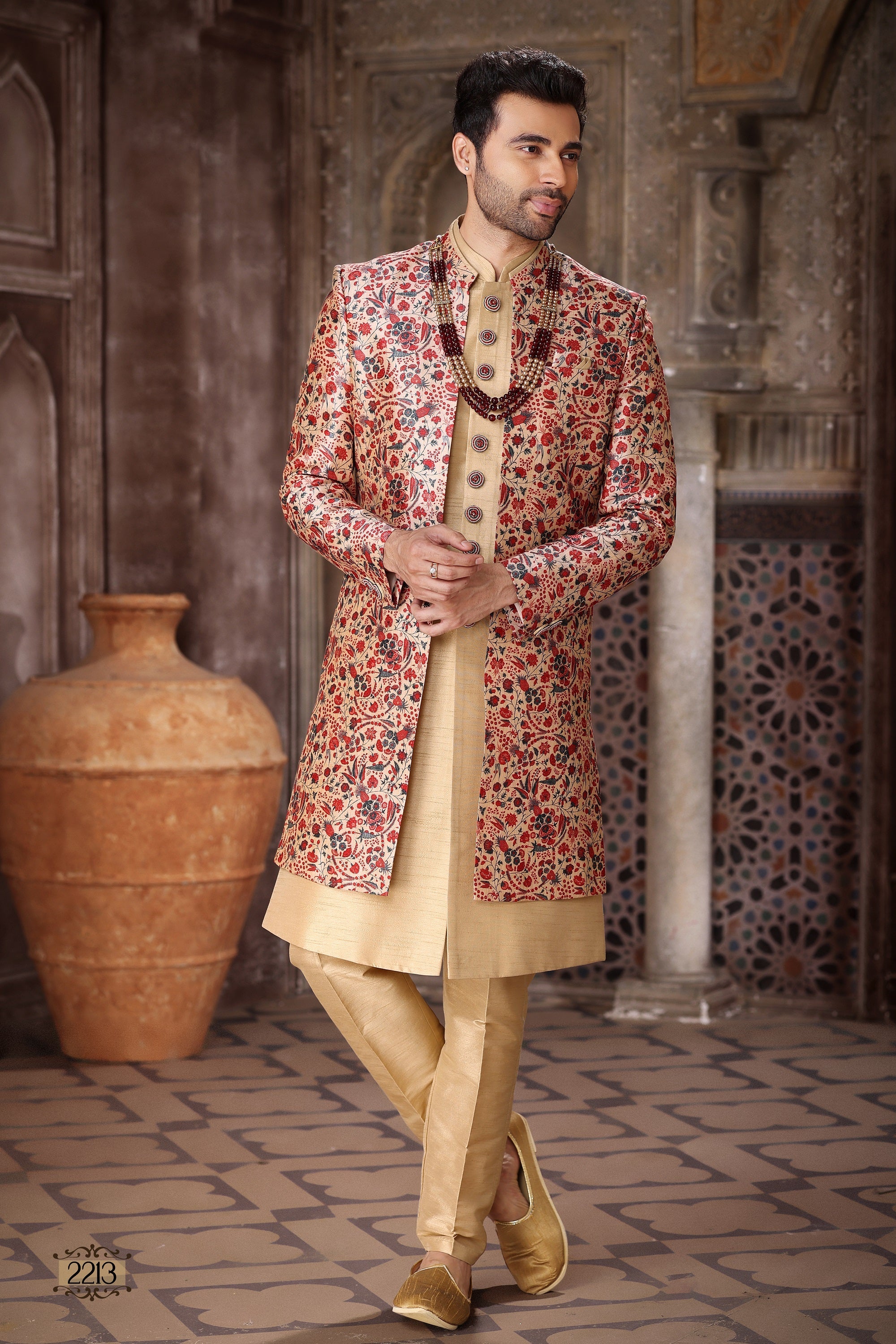 Traditional Indowestren Sherwani