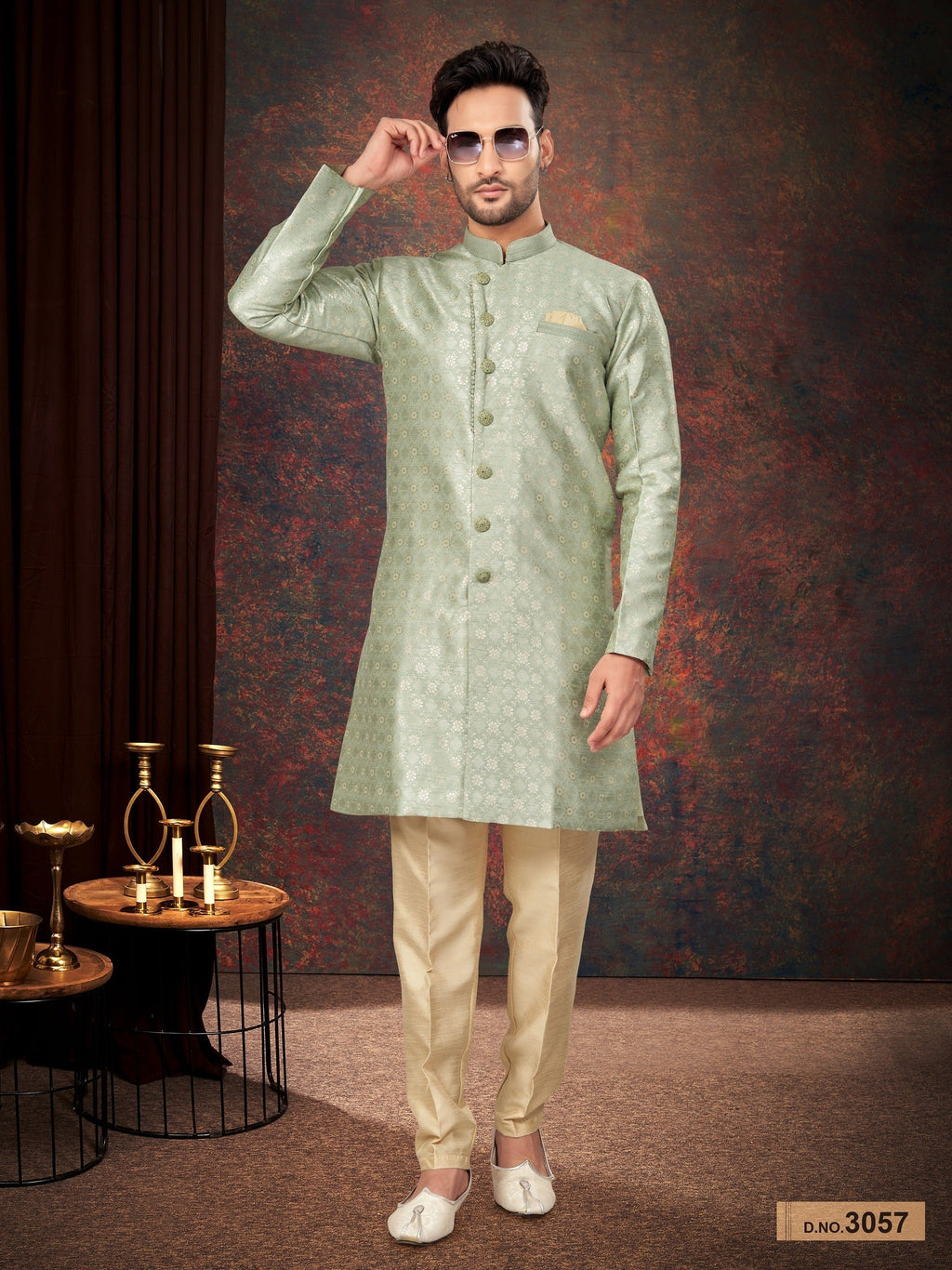 Traditional Indowestren Sherwani