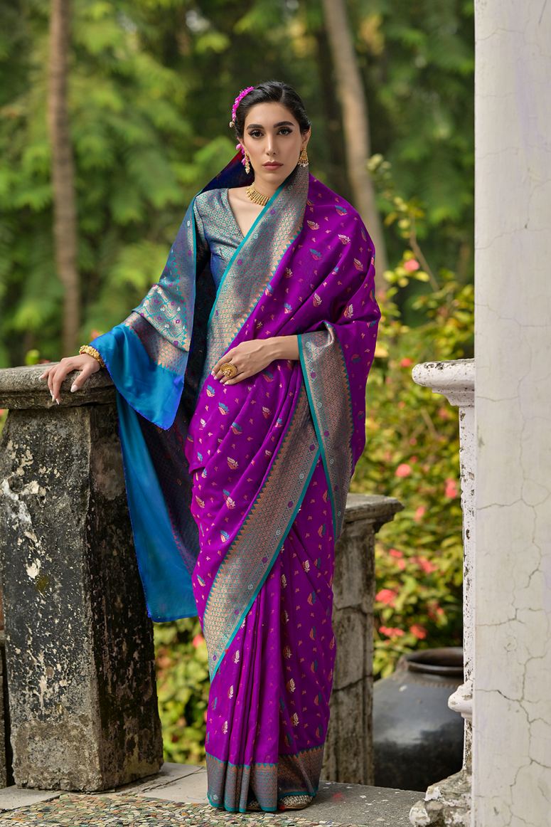 Catalog Designer Saree