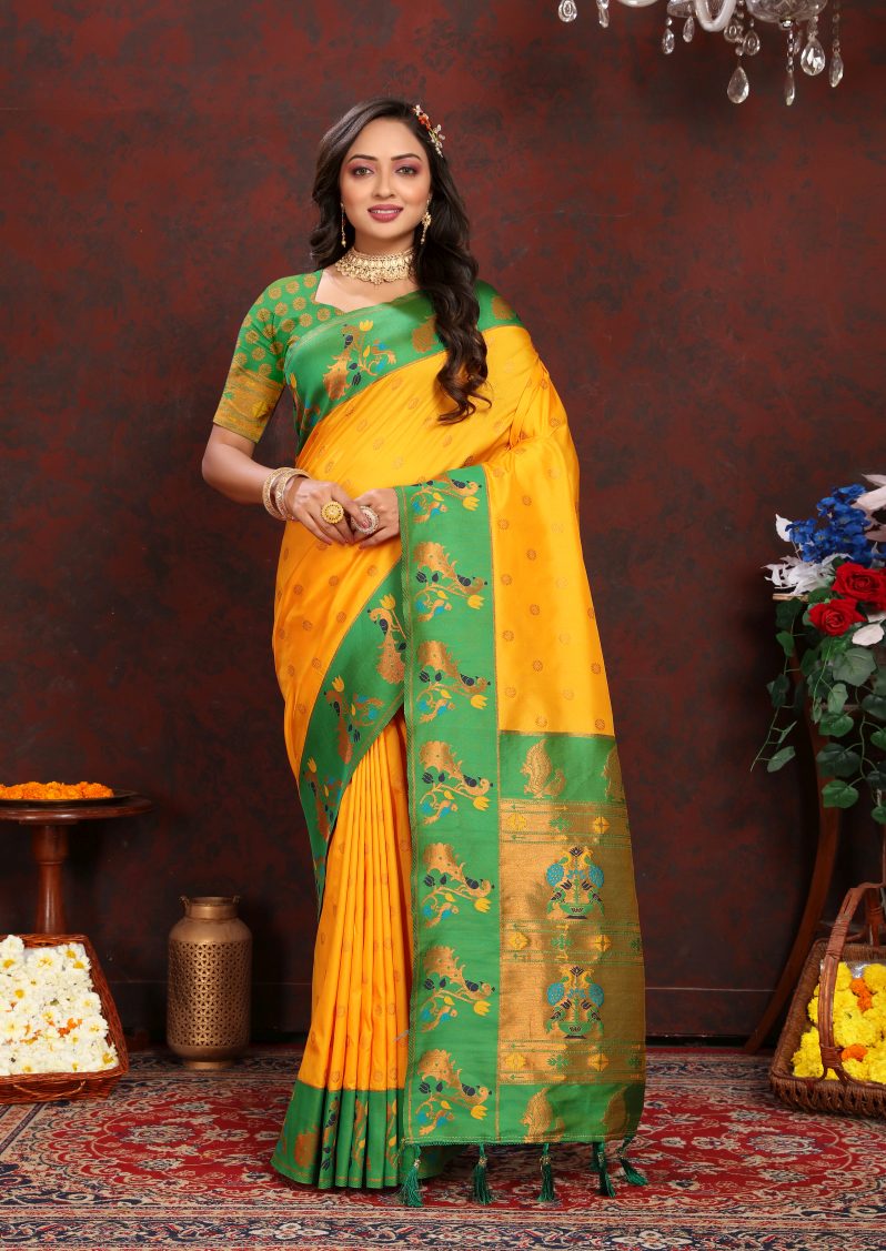Catalog Designer Saree