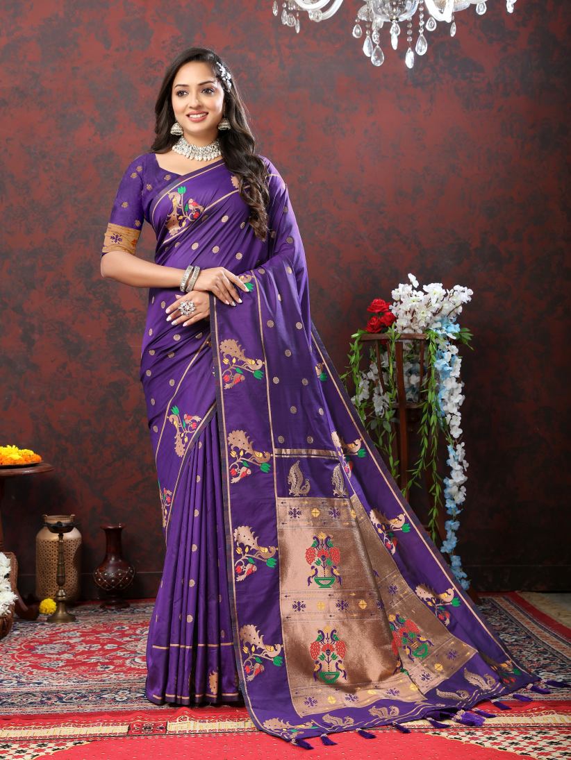 Catalog Designer Saree
