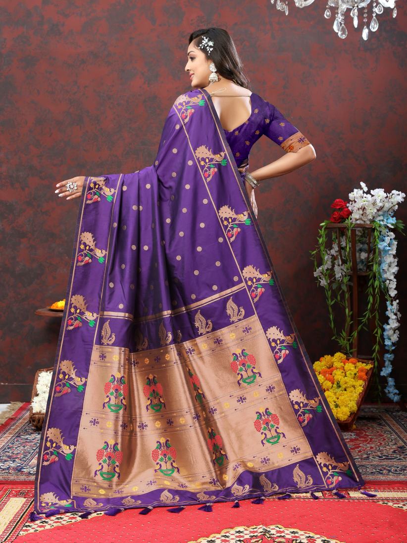 Catalog Designer Saree
