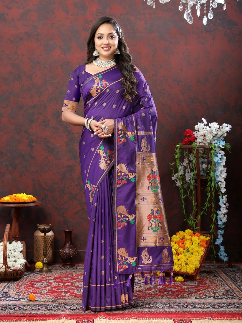 Catalog Designer Saree