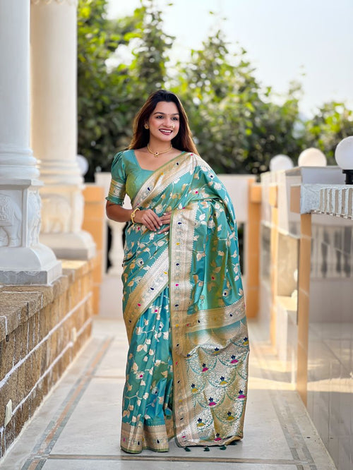 Catalog Designer Saree