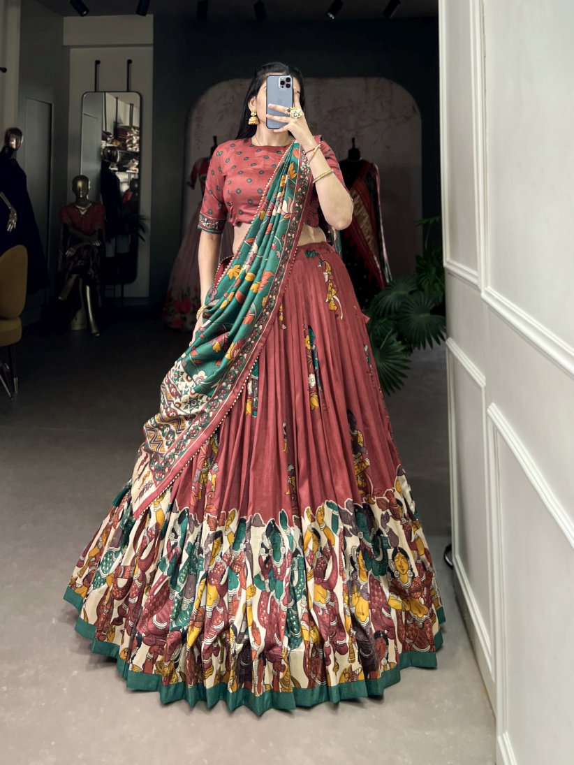Latest Semi Stitched Lehenga Choli With Dupatta.