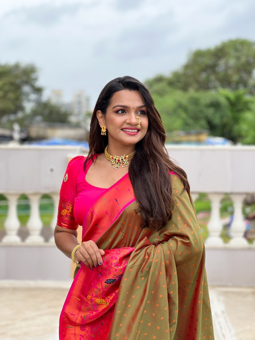 Catalog Designer Saree