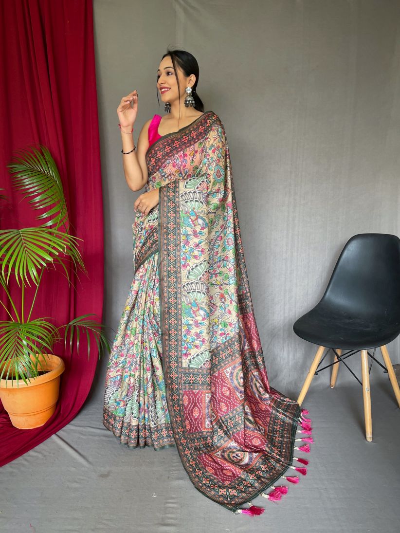Catalog Designer Saree