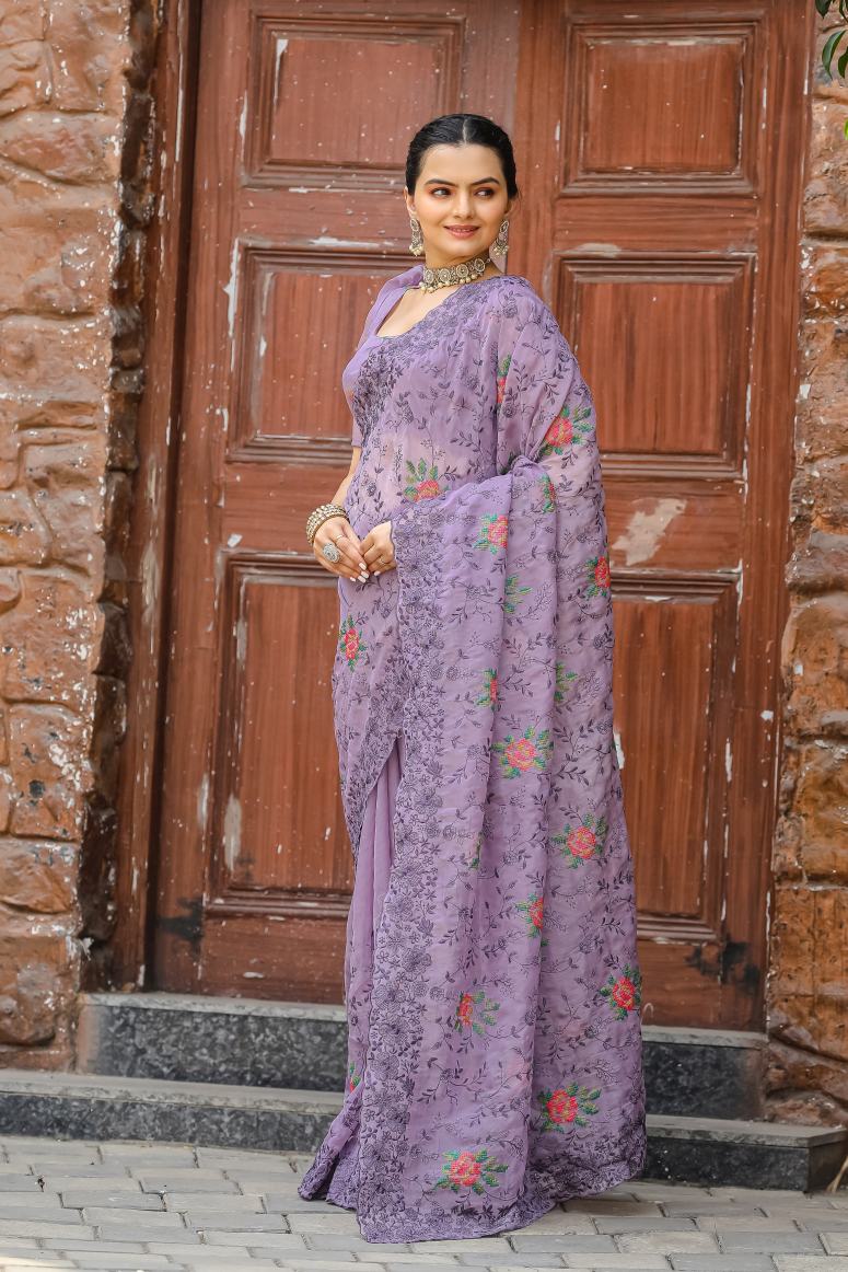 Catalog Designer Saree.