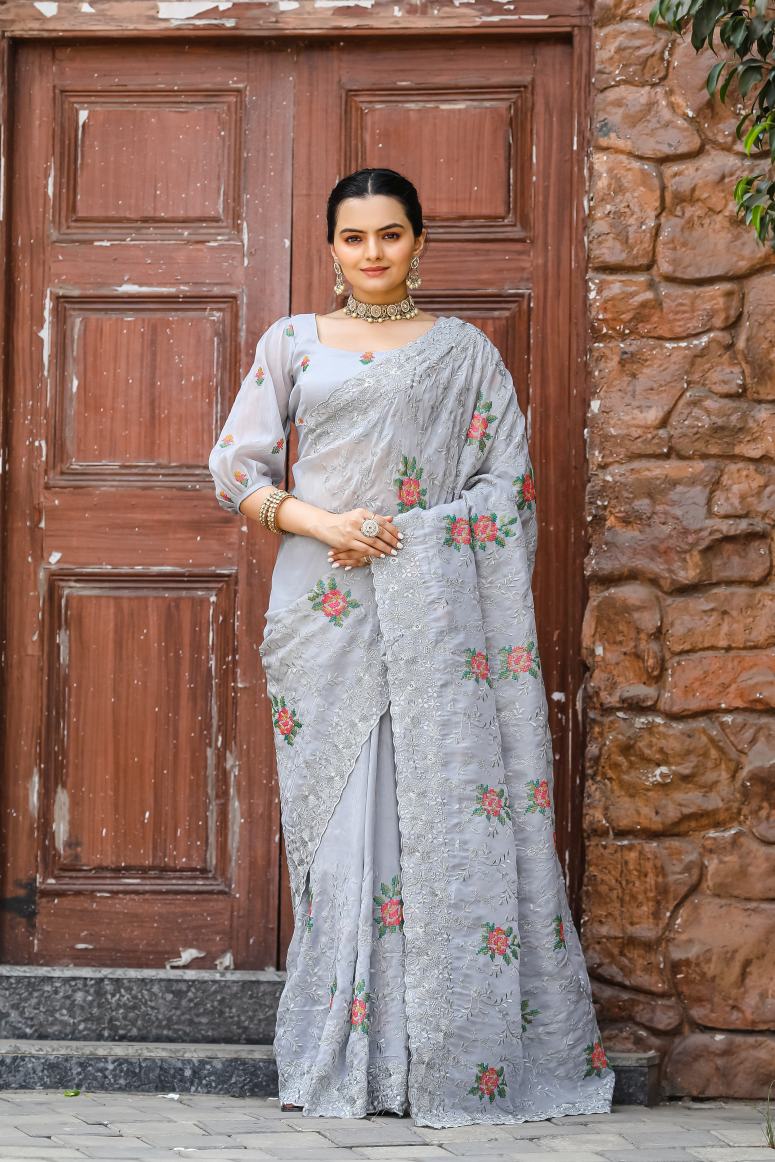 Catalog Designer Saree.