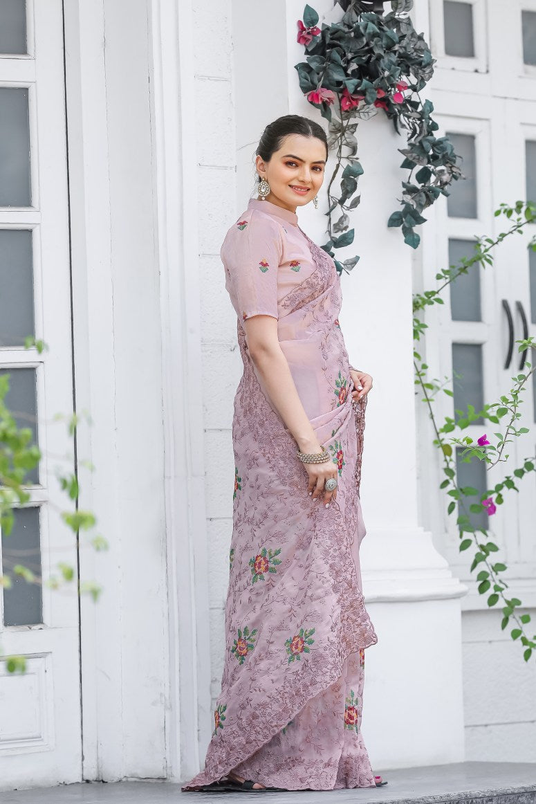 Catalog Designer Saree.