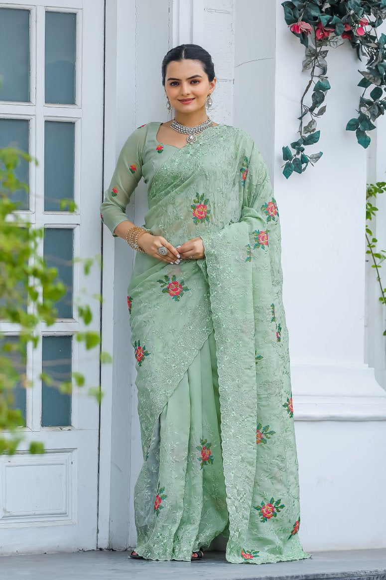 Catalog Designer Saree.