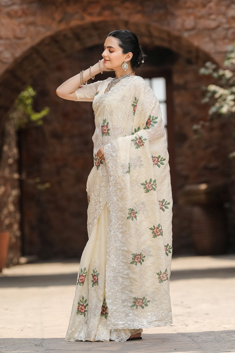 Catalog Designer Saree.