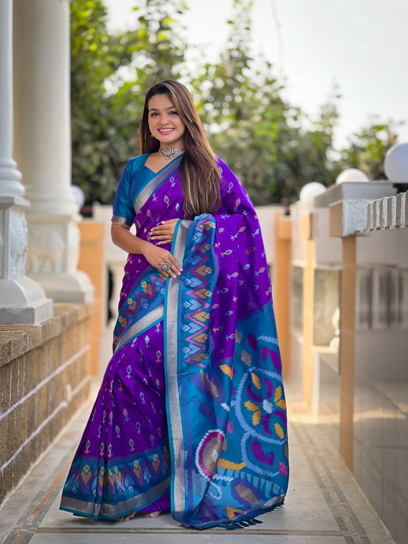 Catalog Designer Saree.