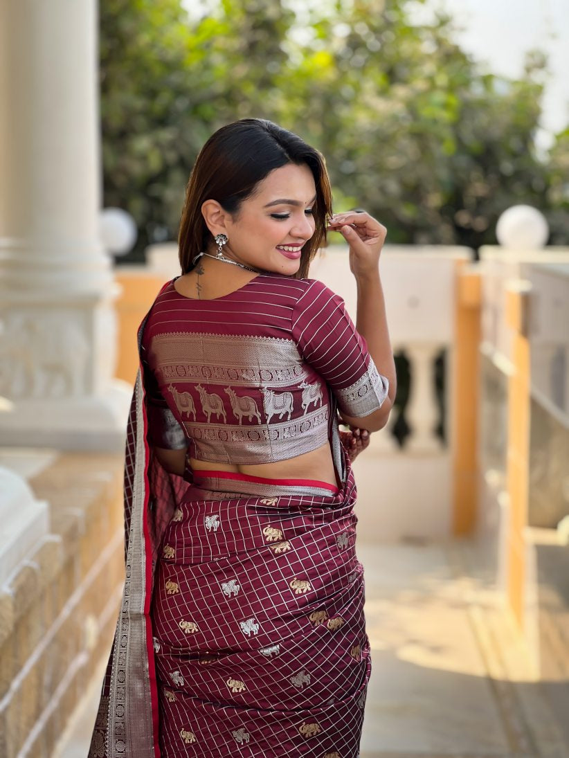 Catalog Designer Saree.