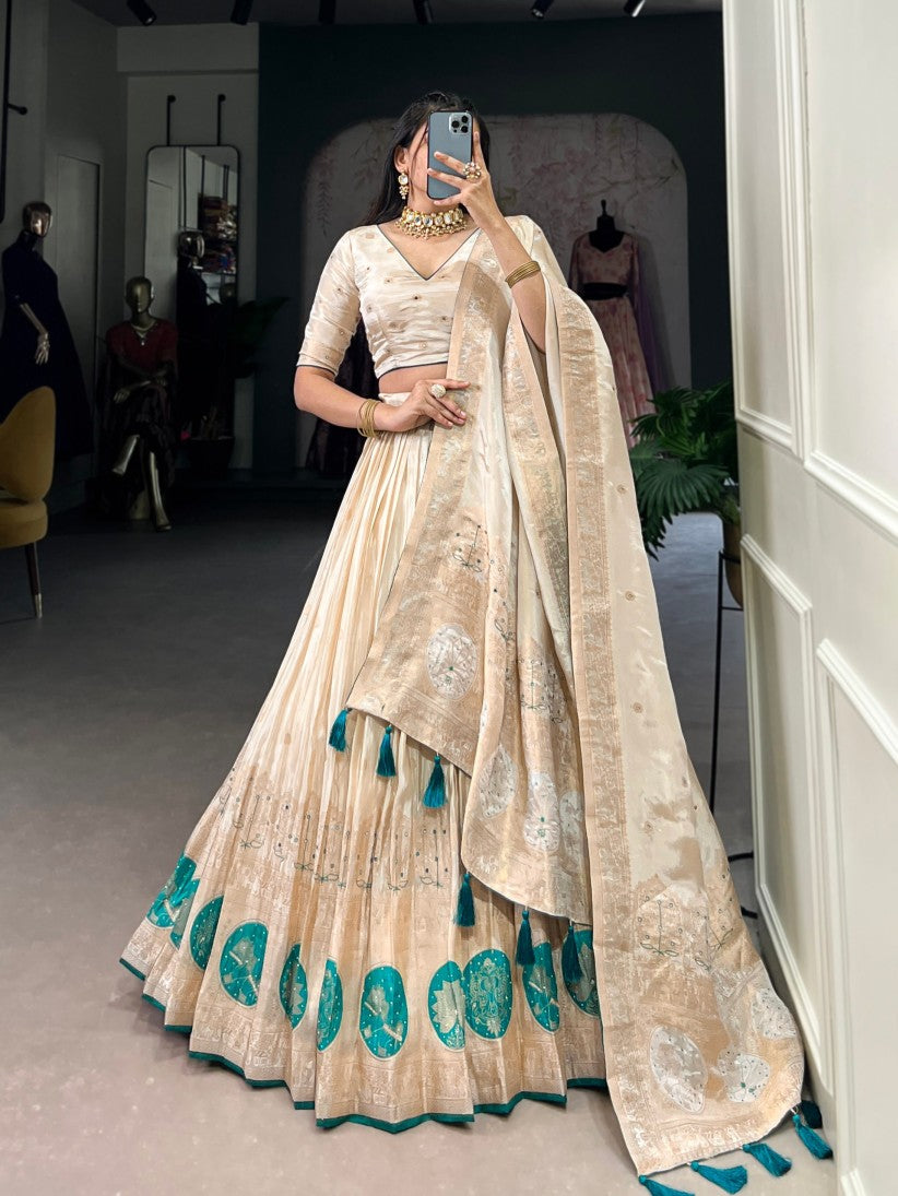 Latest Semi Stitched Lehenga Choli With Dupatta.