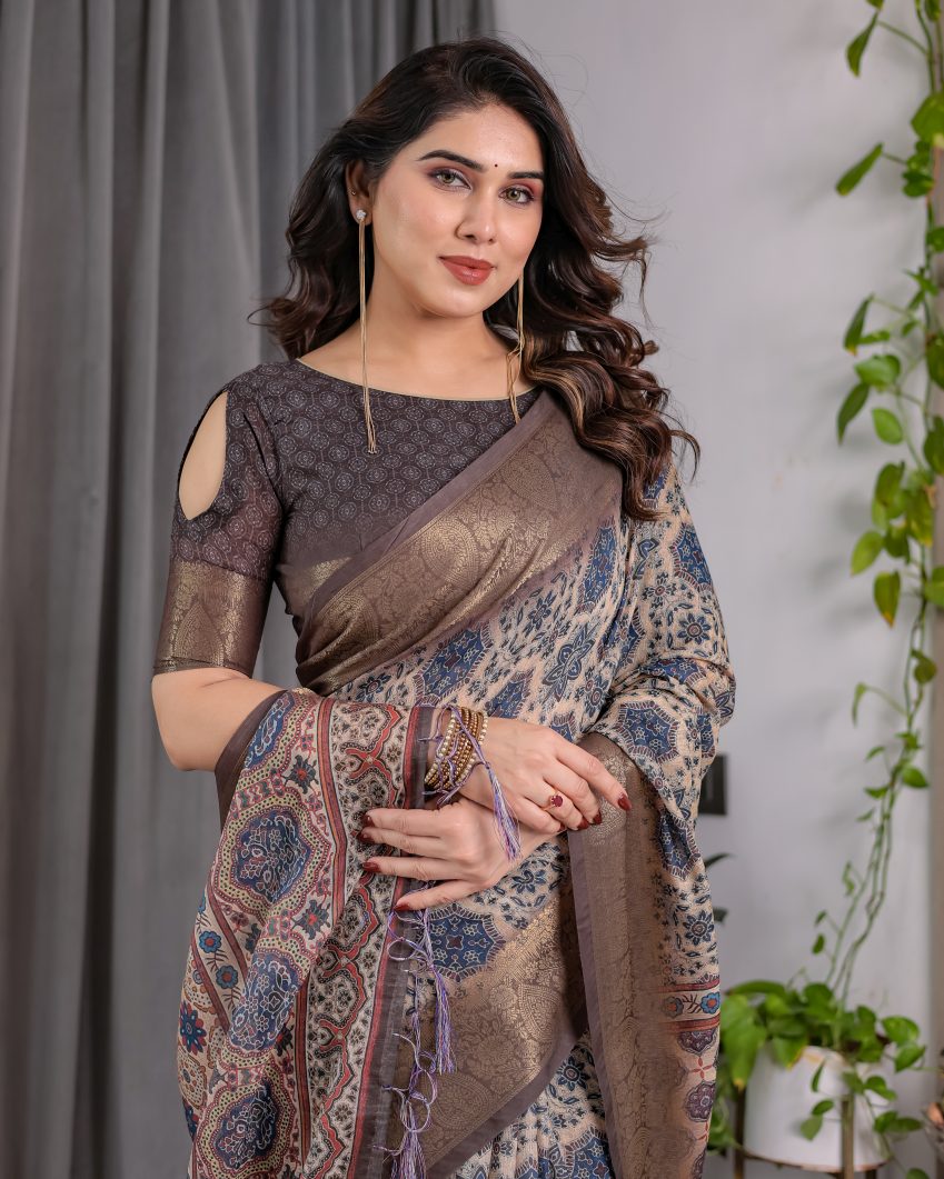 Catalog Designer Saree.