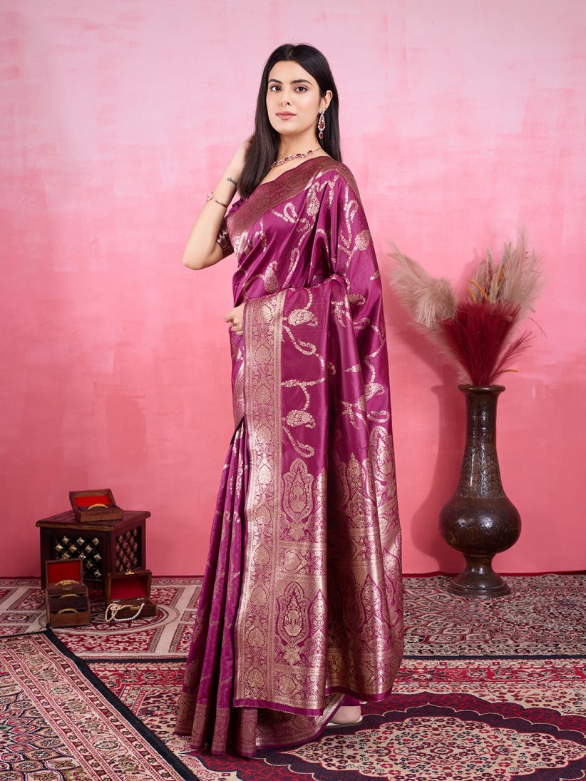 Catalog Designer Saree.