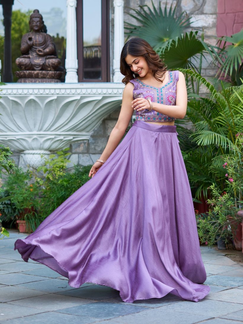 Latest Semi Stitched Lehenga Choli With Dupatta.